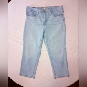 Levi's 311 Shaping Skinny Capri Light Fade Denim Jeans
